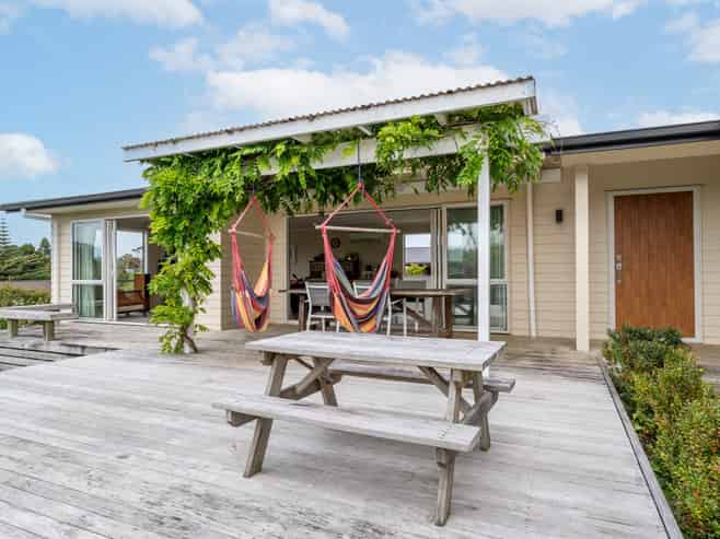 7 Waikowhai Place, Raglan