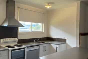 1A Cooper Avenue, Hannahs Bay