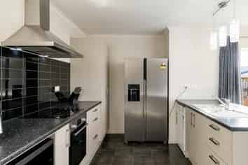 9A Dover Road, Saint Andrews