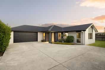 9A Dover Road, Saint Andrews