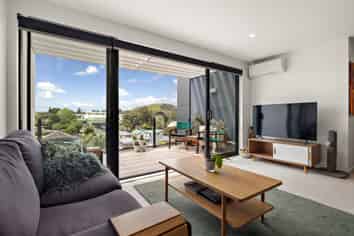 91/8 Thompson Park Rd, Mount Wellington