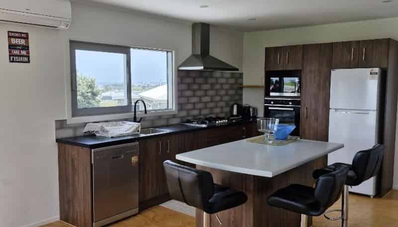 11B Catherine Crescent, Moturoa