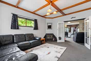 7 Charleston Avenue, Boulcott