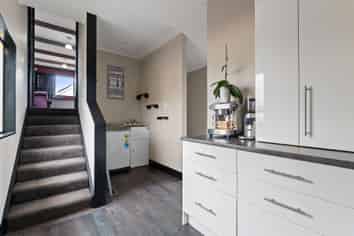 7 Charleston Avenue, Boulcott