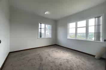 6 Arron St, Ellerslie