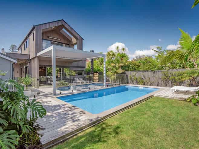 11 Cheltenham Road, Devonport