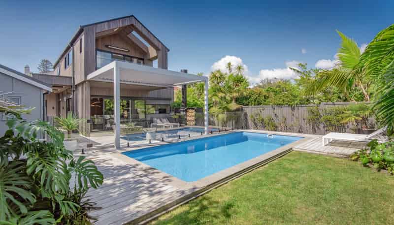 11 Cheltenham Road, Devonport