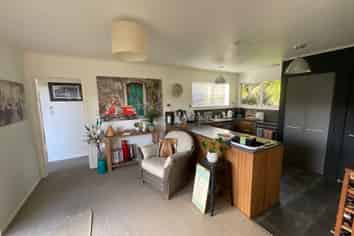 14 Lombardy Place, Westown