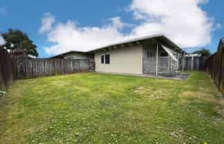 4/5 Keeling Road, Henderson