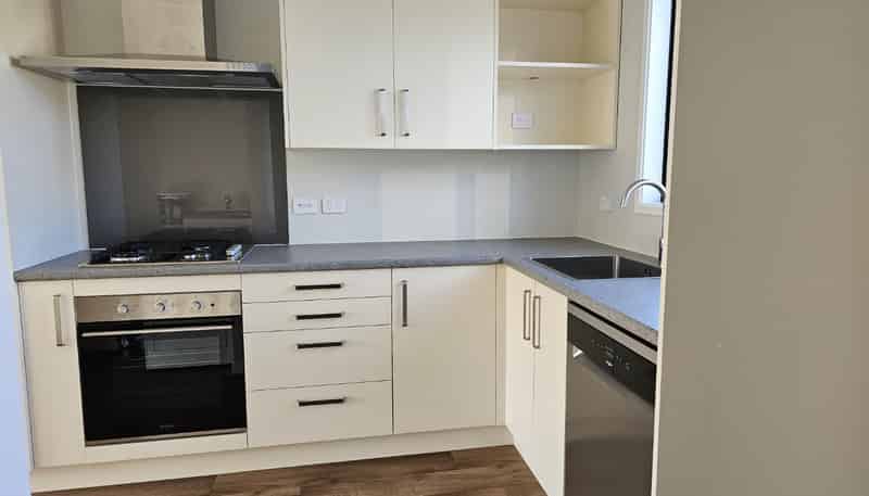 15B Dimock Street new, Titahi Bay