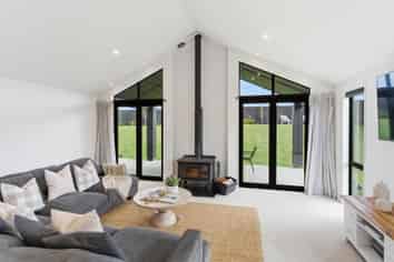 4 Tabor Place, LINCOLN