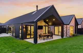 4 Tabor Place, LINCOLN