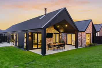 4 Tabor Place, LINCOLN