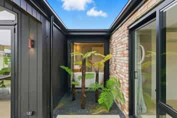 4 Tabor Place, LINCOLN