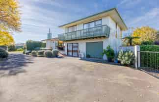 17 Gaisford Terrace, Waipukurau