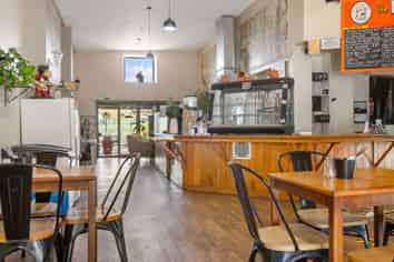 8 State Highway 10, Awanui