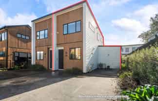 21B Lumbarda Drive, Kumeu