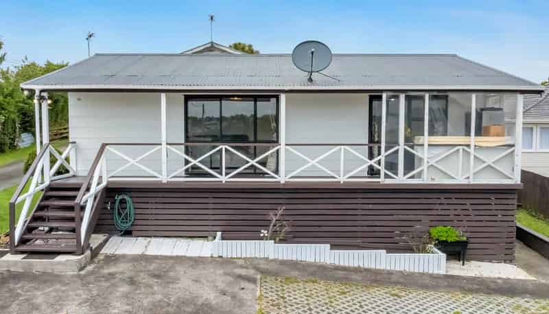 78A White Swan Road, Mount Roskill