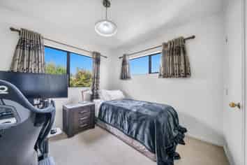 78A White Swan Road, Mount Roskill