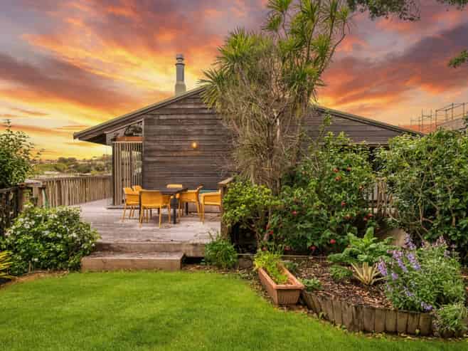 1/518 Beach Road, Murrays Bay