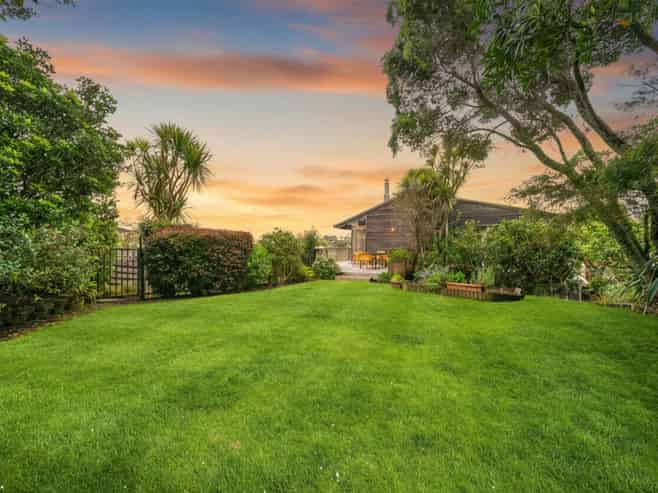 1/518 Beach Road, Murrays Bay