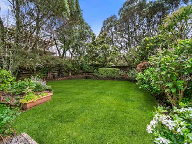 1/518 Beach Road, Murrays Bay