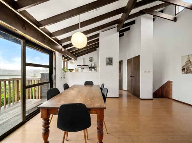 1/518 Beach Road, Murrays Bay