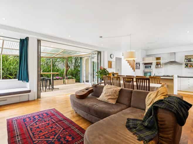 4B Kohia Terrace, Epsom