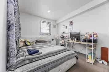 40/42 Holly Street, Avondale