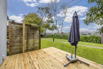 40/42 Holly Street, Avondale