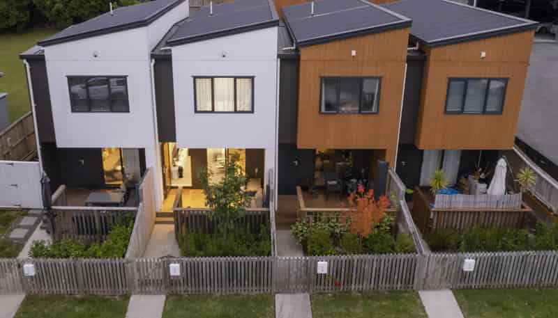 34/18 Hewlett Road, Massey