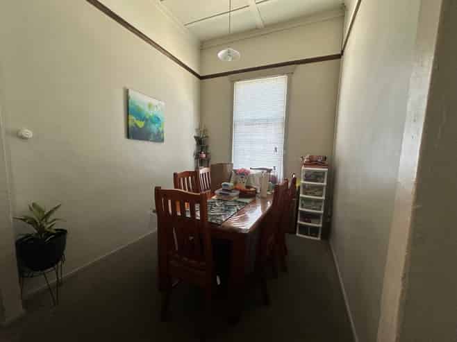 1/314 Queen Street West , Hastings