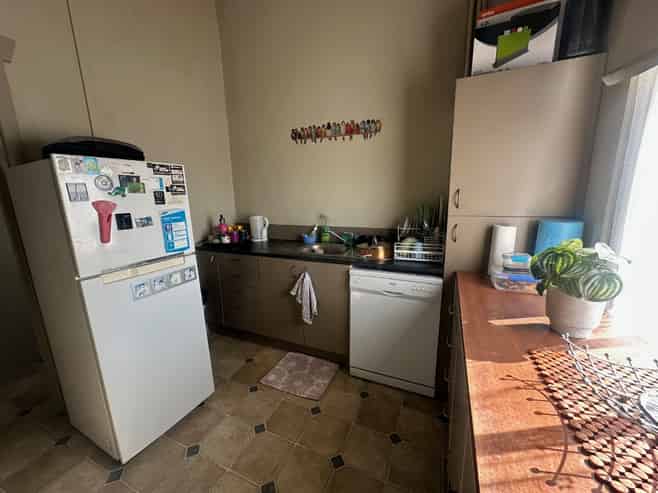 1/314 Queen Street West , Hastings