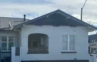 1/314 Queen Street West , Hastings