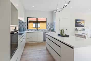 7B & 7C Titirangi Road, New Lynn