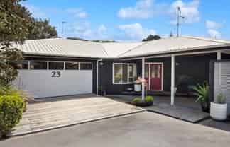 23 Renown Road, RAUMATI SOUTH