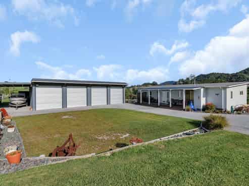 331 Otaika Valley Road, Otaika
