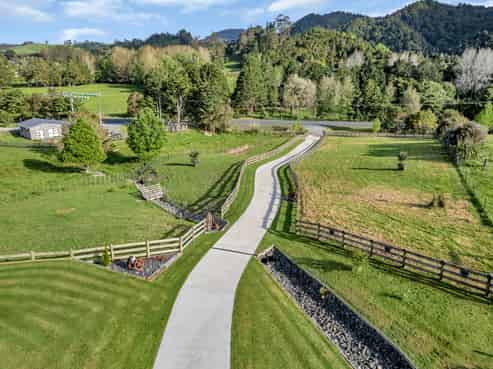 331 Otaika Valley Road, Otaika