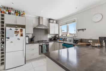 1/131 Ladies Mile, Ellerslie