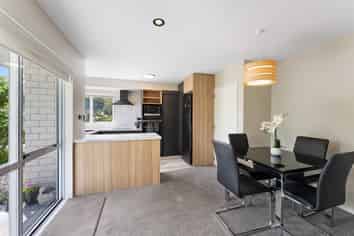 22 Gamblins Road, Saint Martins