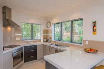 94 Arawhata Rd, Paraparaumu