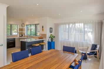 94 Arawhata Rd, Paraparaumu