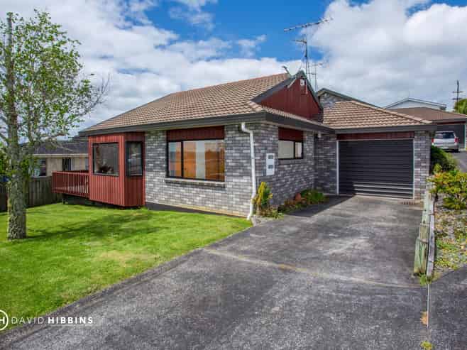 12A Anne Road, Hillcrest