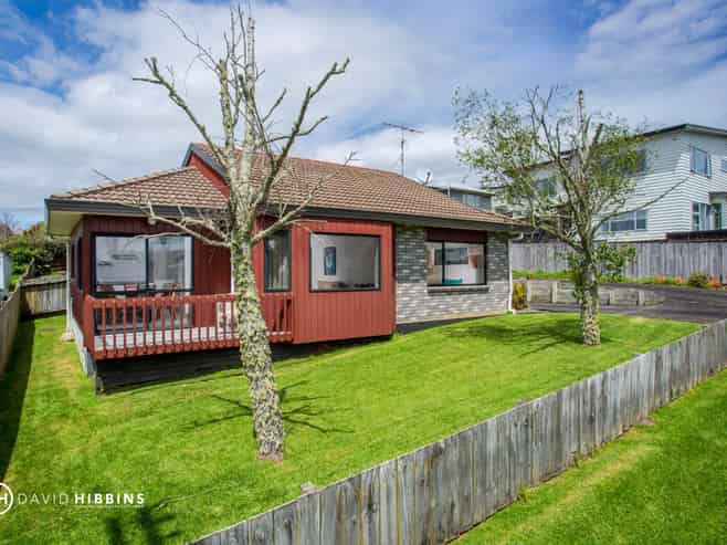 12A Anne Road, Hillcrest