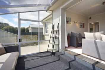 139 West Street, Hawthorndale