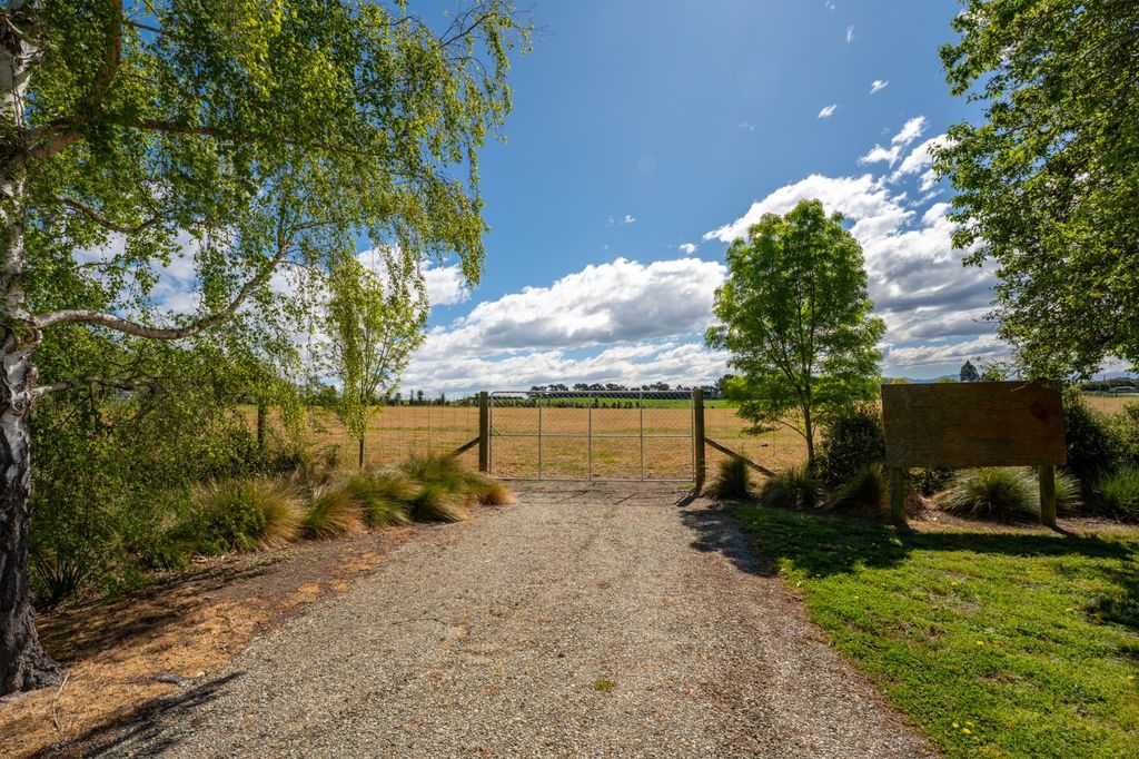 Distinctive Bare Land Lifestyle Sections 1