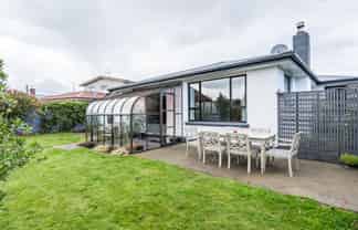 74 Helmsdale Street, WAVERLEY