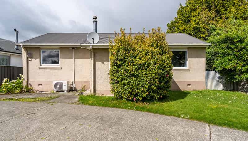 57 John Street, STRATHERN