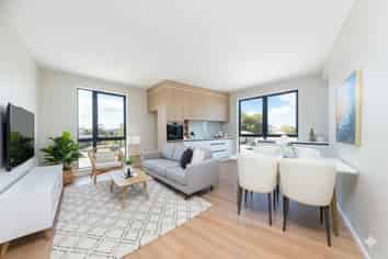 4/2 Reeves Road, Pakuranga