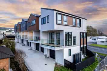 5/2 Reeves Road, Pakuranga